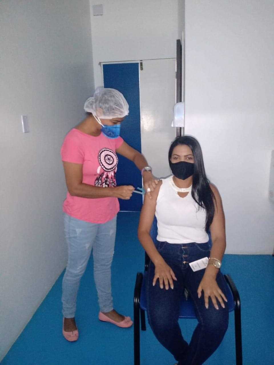 Camacã: Prefeitura começou a vacinar idosos contra o Covid-19